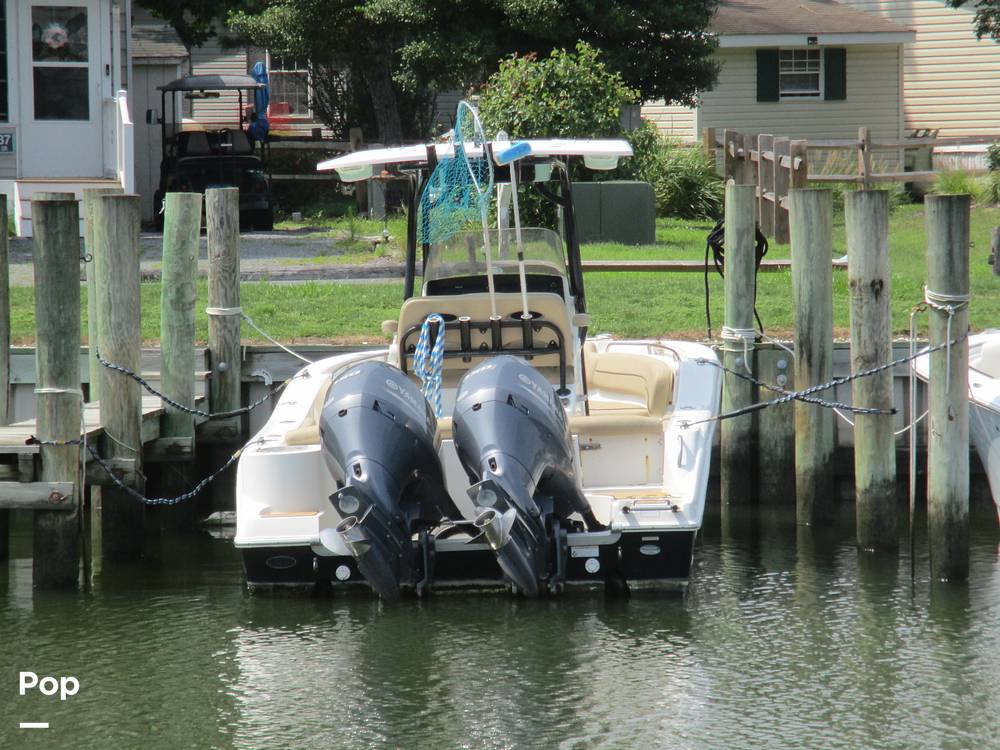 Slide: The Image of NauticStar 2602 Legacy 2020 - 15725710