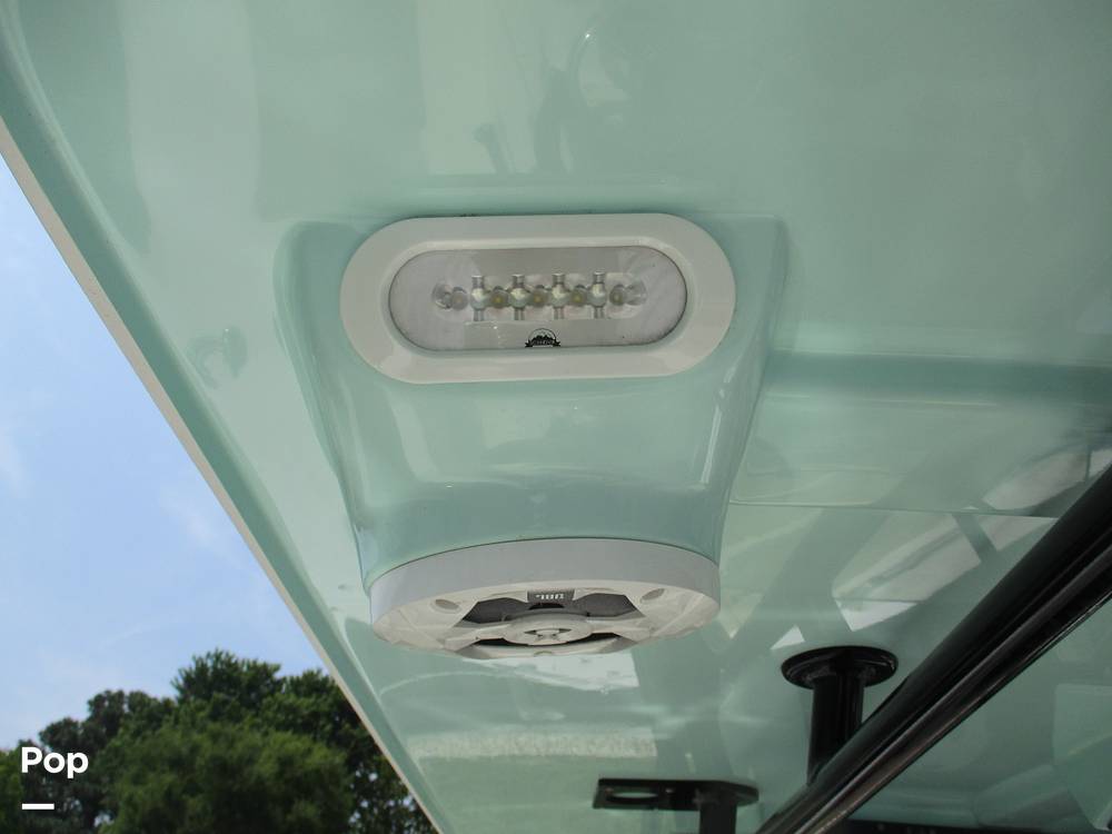 Slide: The Image of NauticStar 2602 Legacy 2020 - 15725647