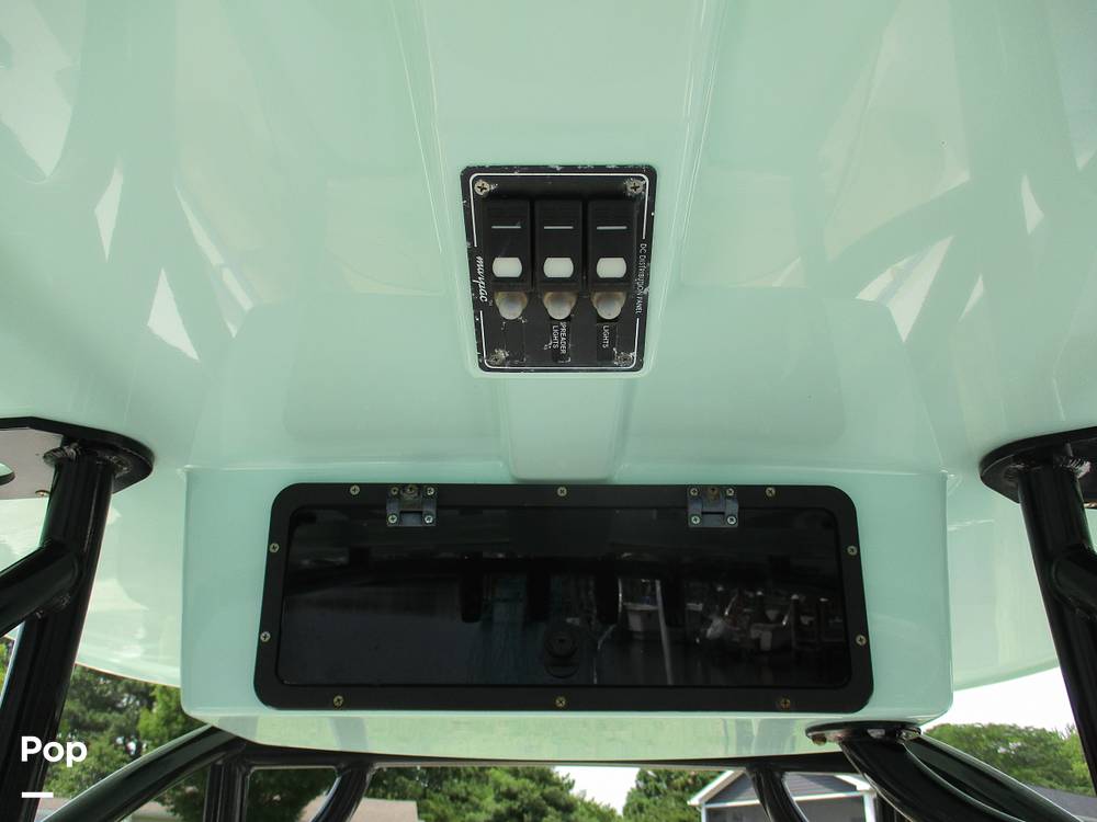 Slide: The Image of NauticStar 2602 Legacy 2020 - 15725659
