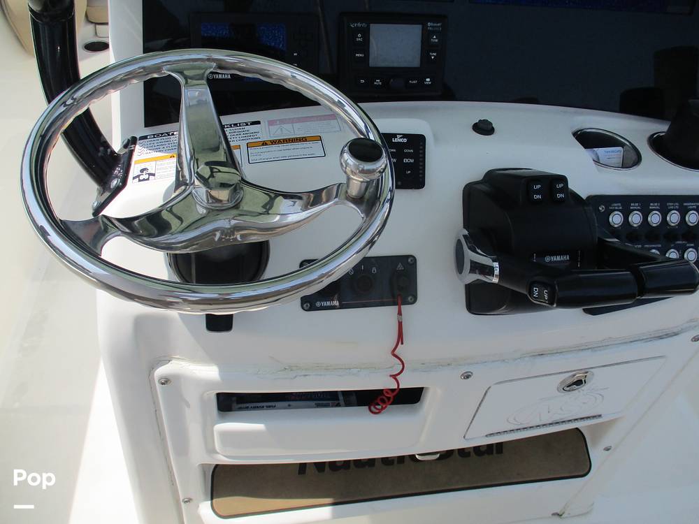 Slide: The Image of NauticStar 2602 Legacy 2020 - 15725666
