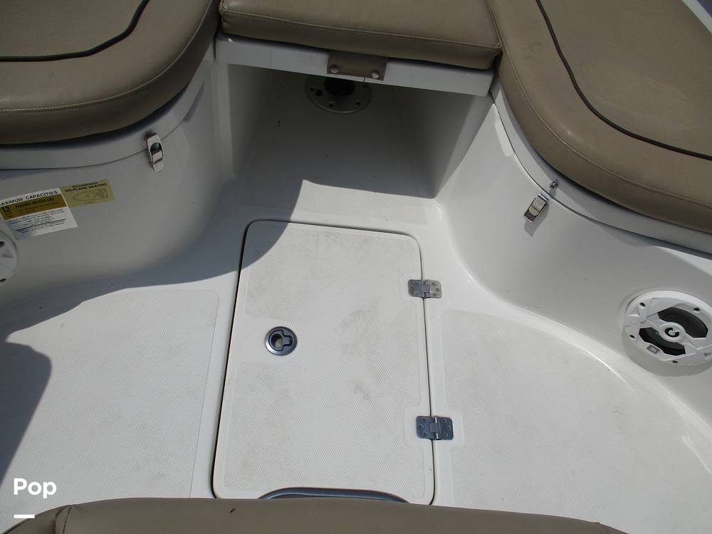 Slide: The Image of NauticStar 2602 Legacy 2020 - 15725700