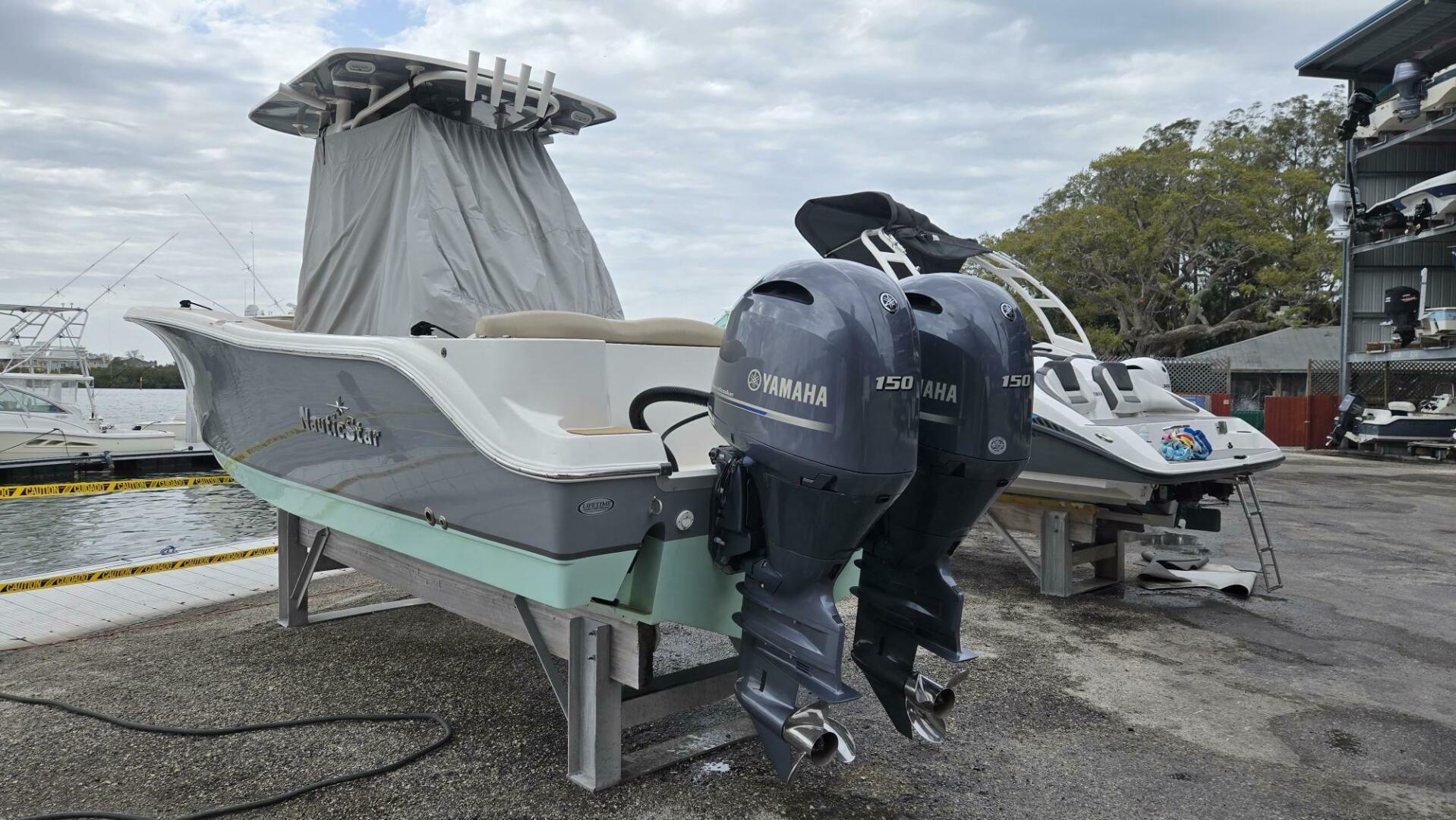 Slide: The Image of NauticStar 2602 Legacy 2021 - 5100197