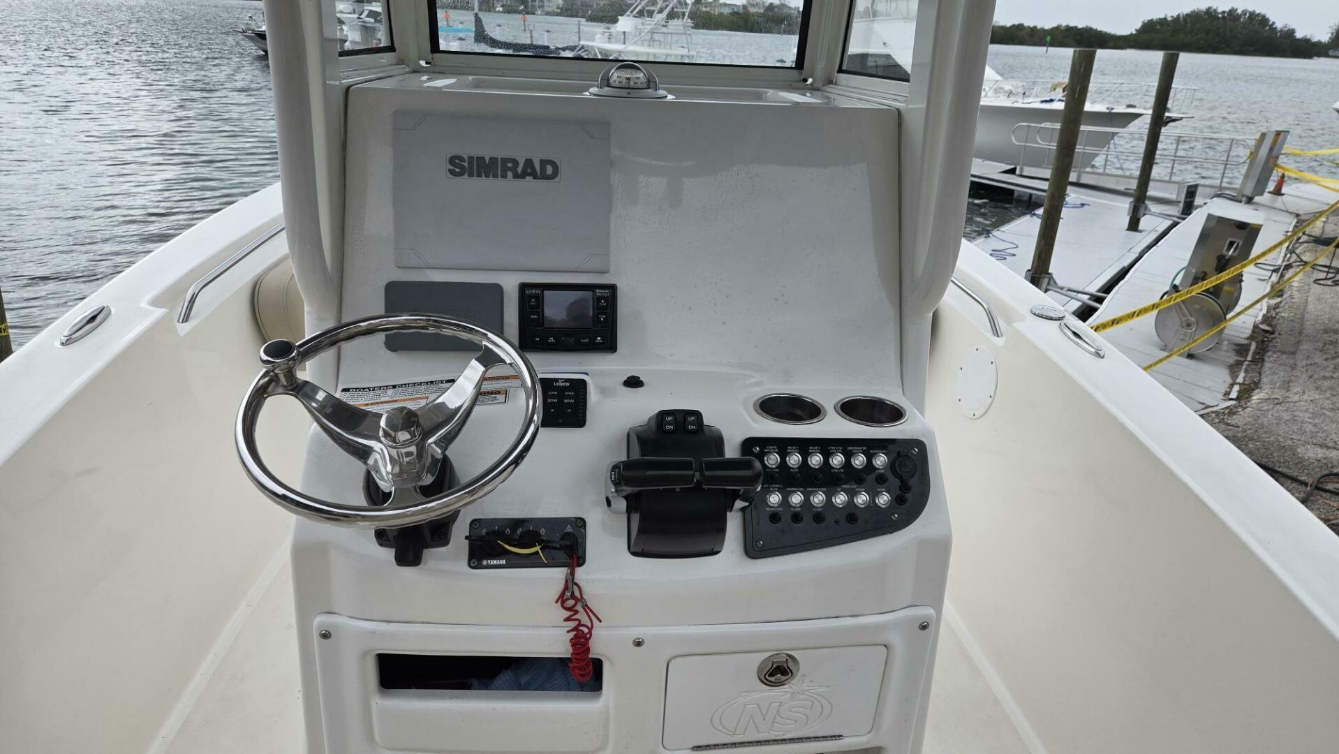 Slide: The Image of NauticStar 2602 Legacy 2021 - 5100202