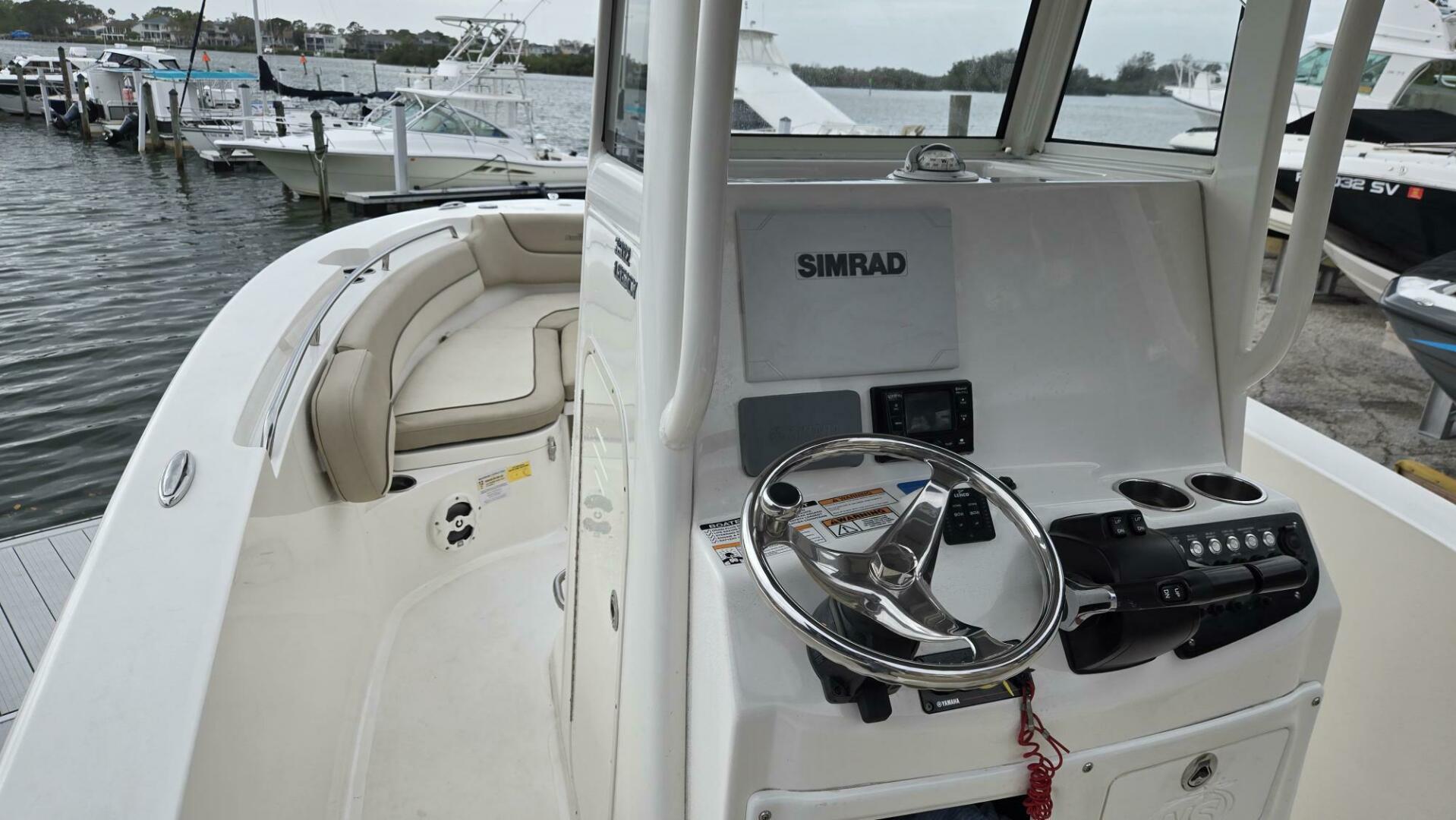 Slide: The Image of NauticStar 2602 Legacy 2021 - 5100203