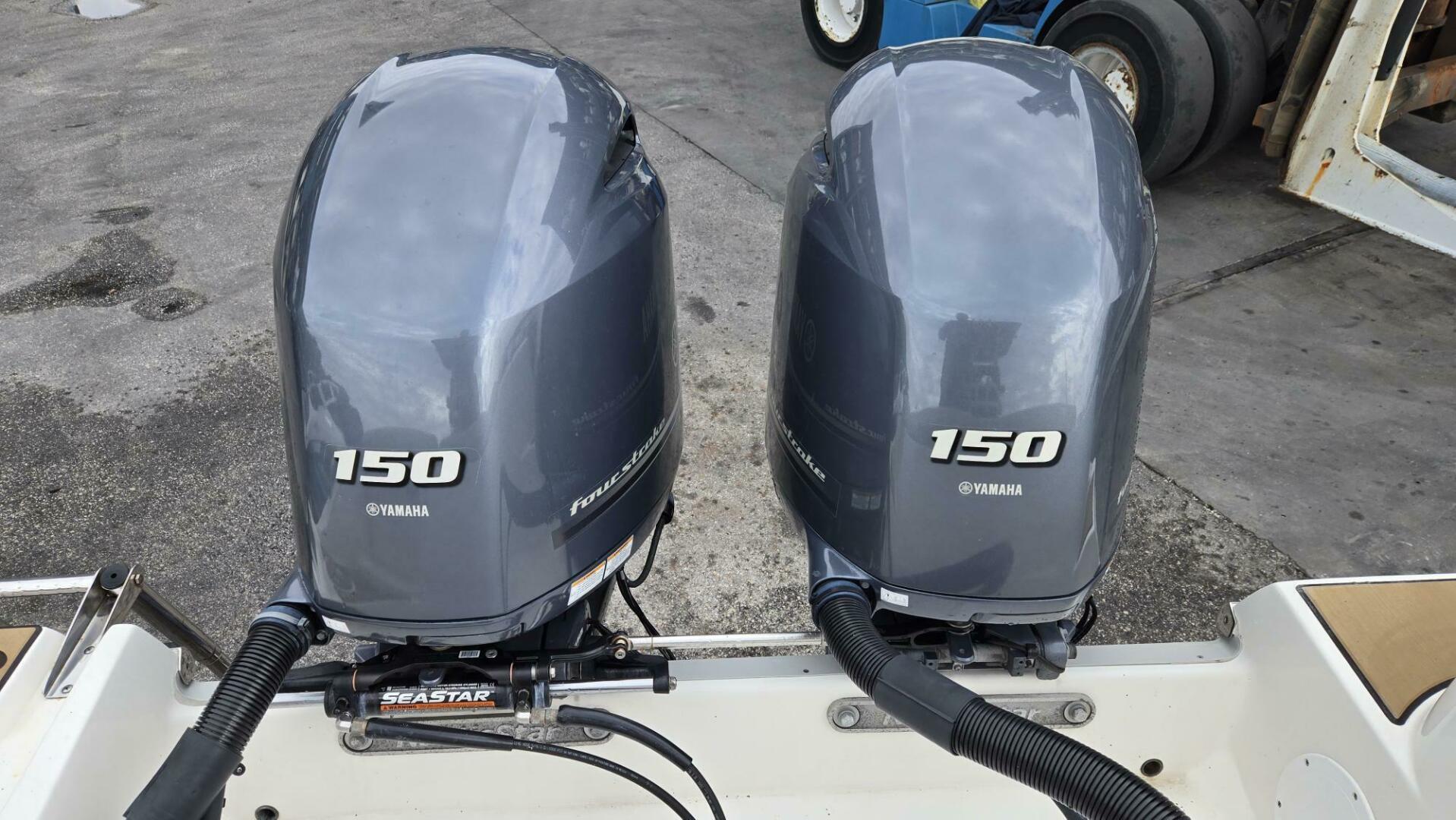 Slide: The Image of NauticStar 2602 Legacy 2021 - 5100212
