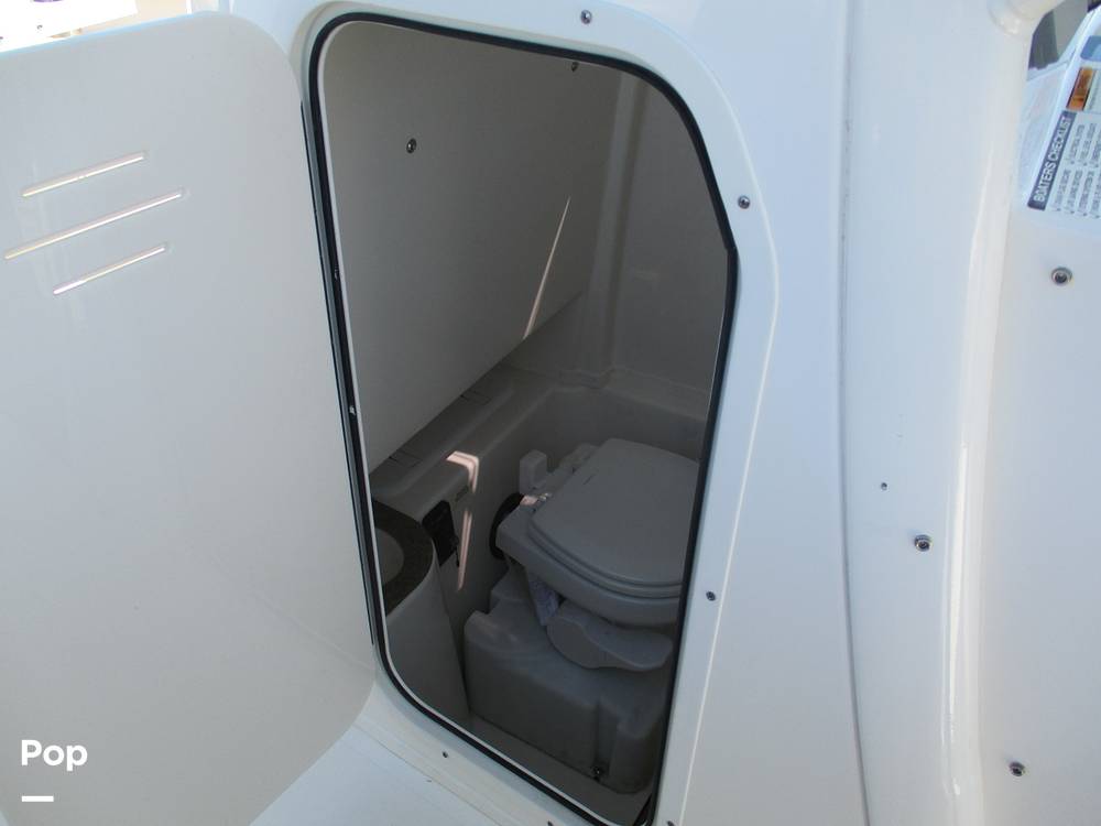 Slide: The Image of NauticStar 28SX 2020 - 15402800