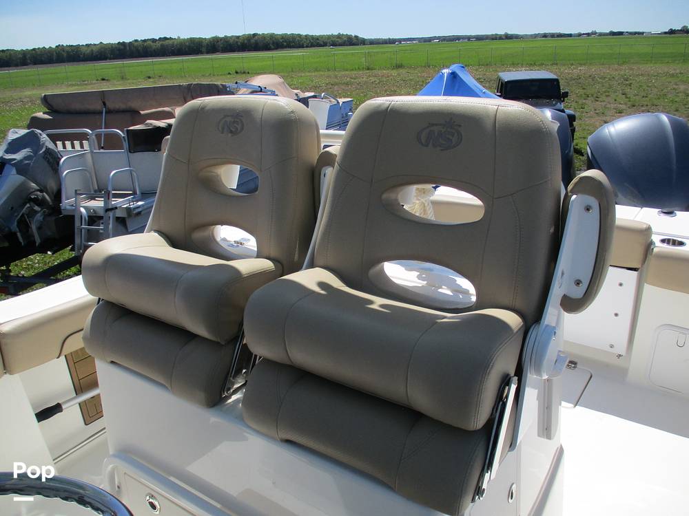 Slide: The Image of NauticStar 28SX 2020 - 15402770