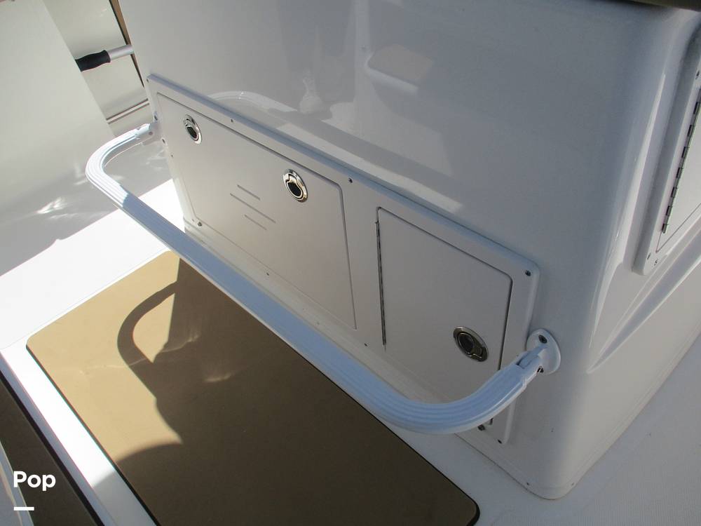 Slide: The Image of FOLD DOWN FOOT REST - 15402773