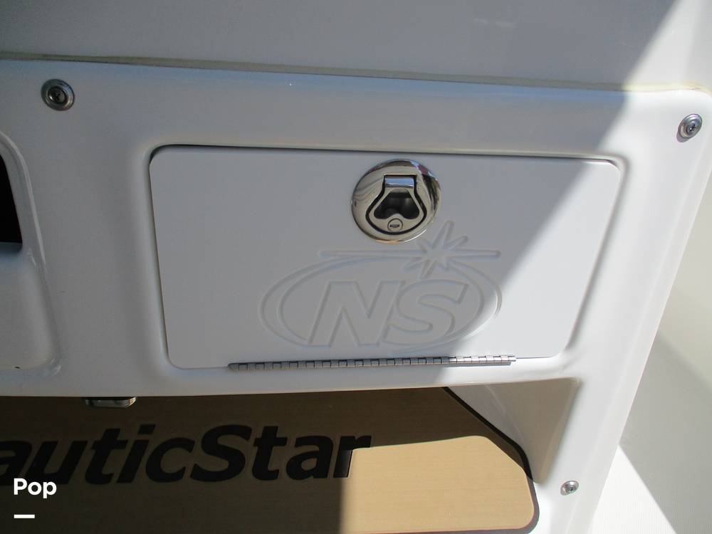 Slide: The Image of NauticStar 28SX 2020 - 15402786