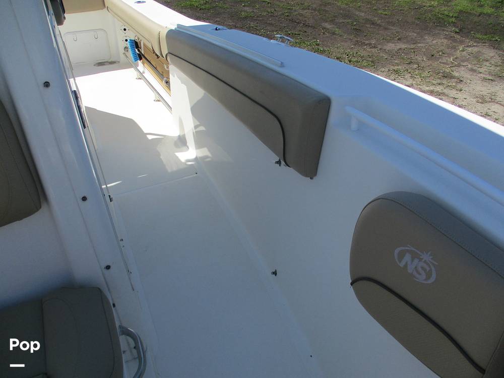 Slide: The Image of NauticStar 28SX 2020 - 15402910