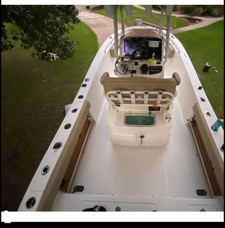 Slide: The Image of NauticStar Legacy 2602 2019 - 11940619