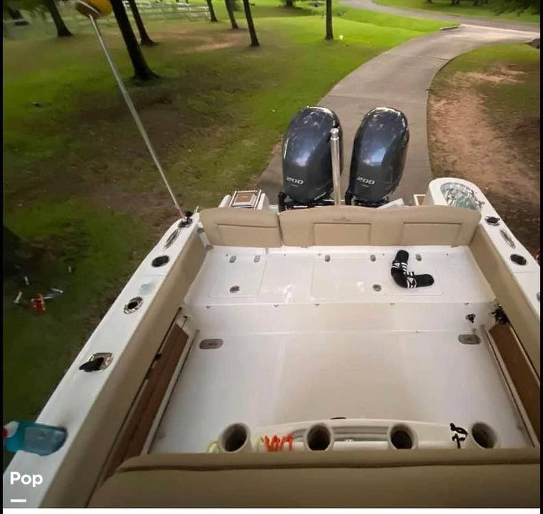 Slide: The Image of NauticStar Legacy 2602 2019 - 11940620