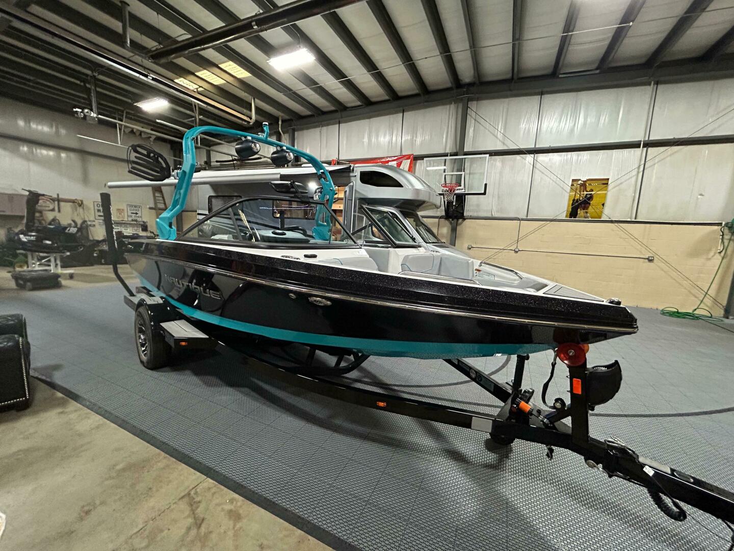 Slide: The Image of Nautique 200 Ski Nautique 2022 - 4941067