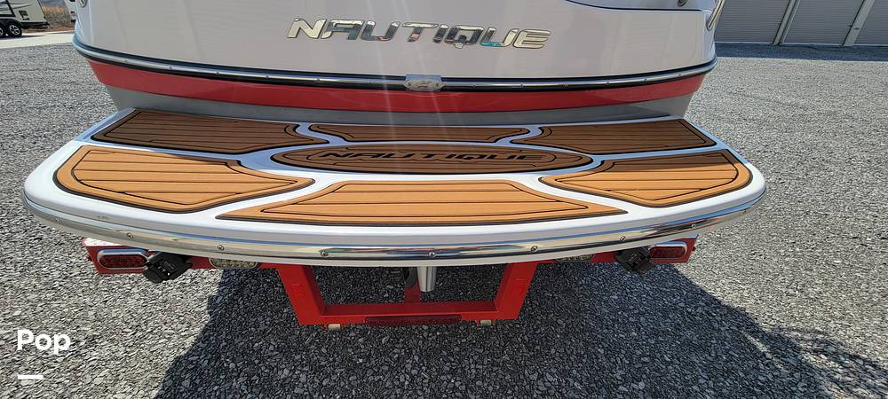 Slide: The Image of Nautique 210 Team Edition 2010 - 15239092