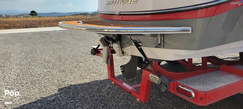 Slide: The Image of Nautique 210 Team Edition 2010 - 15239114