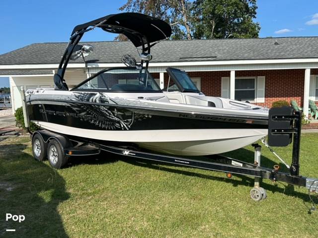 Slide: The Image of Nautique 210 Team Edition 2011 - 14640887