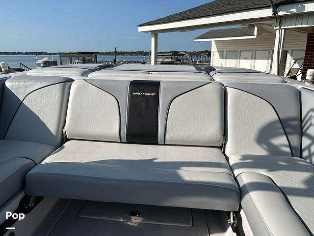 Slide: The Image of Nautique 210 Team Edition 2011 - 14640868