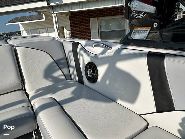 Slide: The Image of Nautique 210 Team Edition 2011 - 14640872