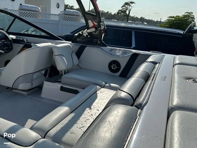Slide: The Image of Nautique 210 Team Edition 2011 - 14640869