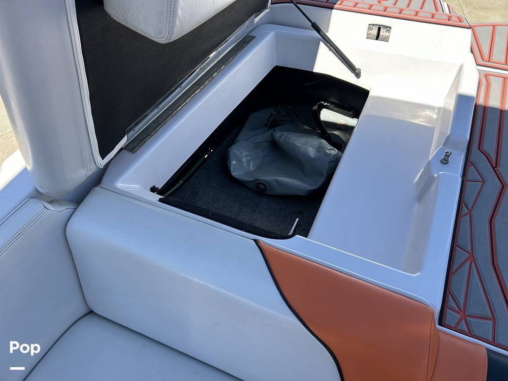 Slide: The Image of Nautique 230 TE 2010 - 14763102