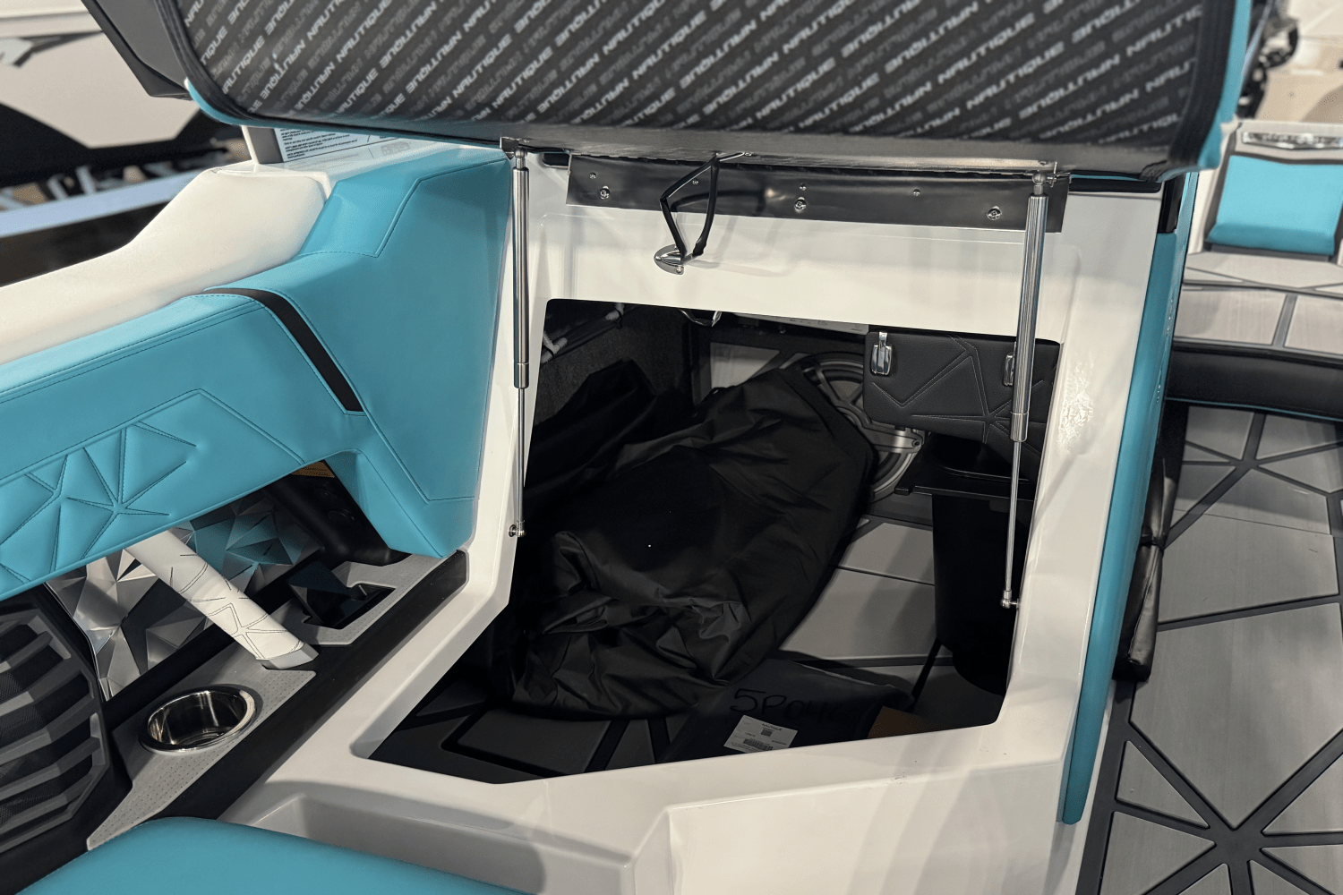 Slide: The Image of Nautique G23 Paragon 2025 - 17