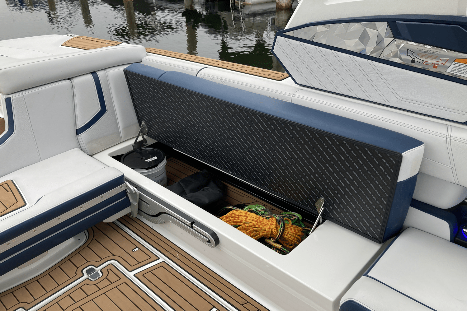 Slide: The Image of Nautique G25 2019 - 19