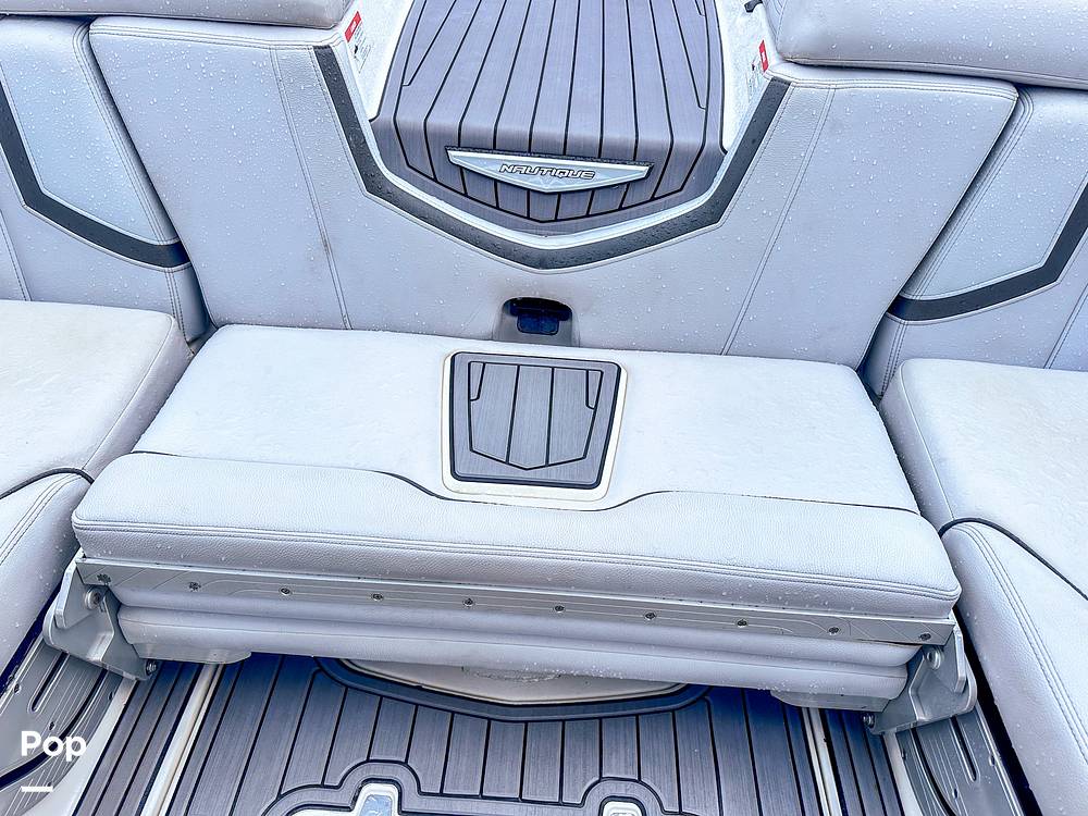 Slide: The Image of Foldaway Bench Seat - 14703362