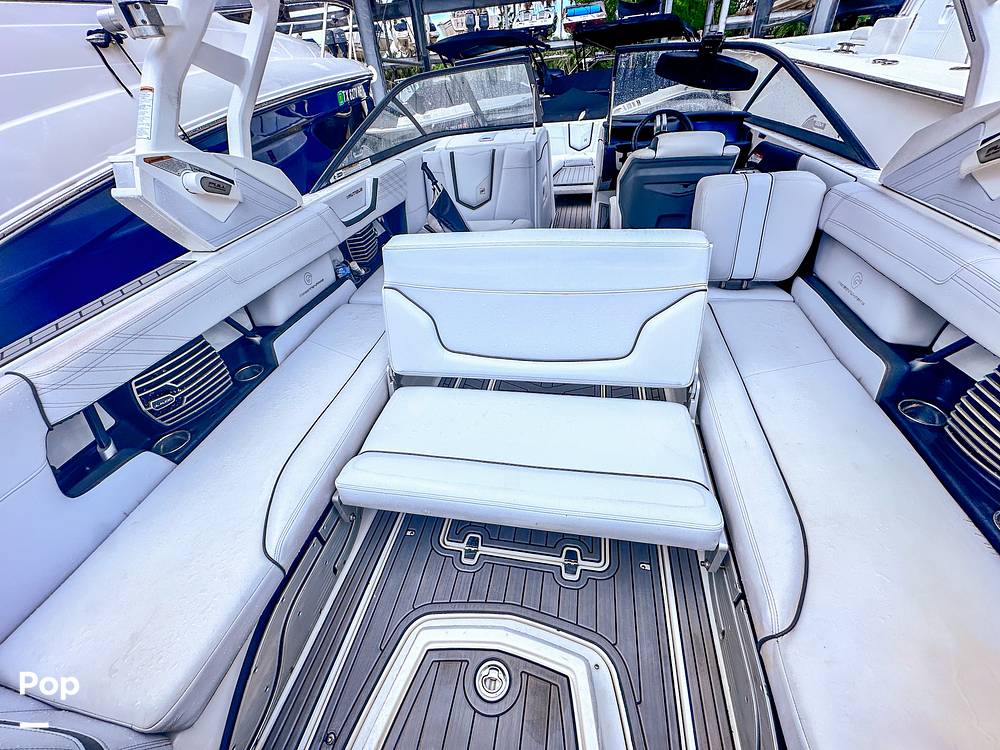 Slide: The Image of Transom Seating Detail - 14703363
