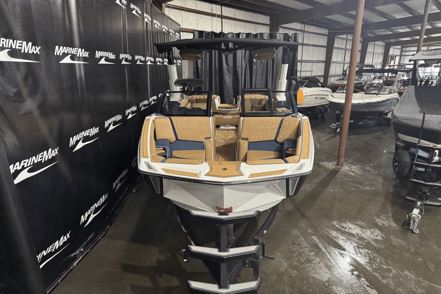 Slide: The Image of Nautique G25 Paragon 2025 - 1