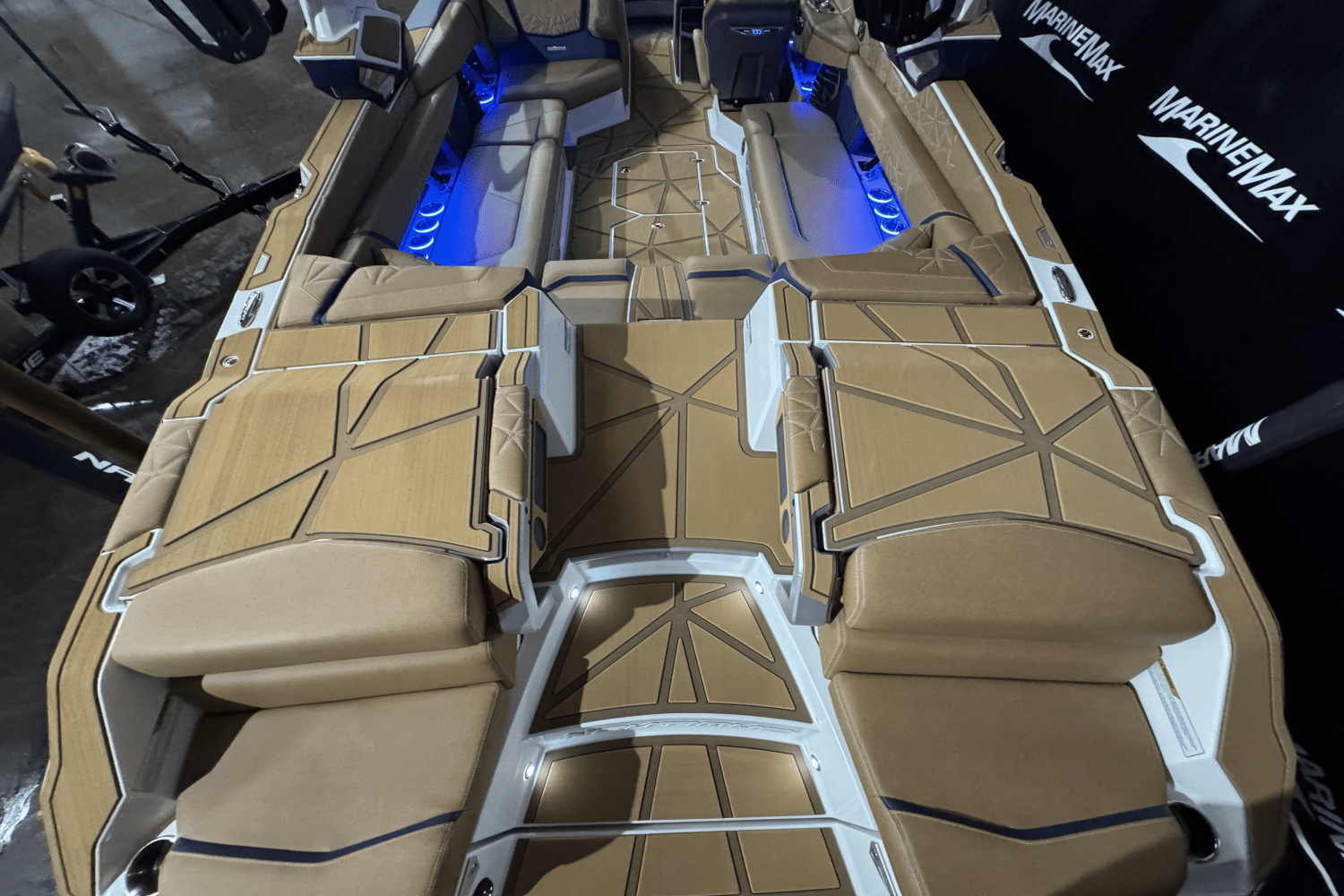 Slide: The Image of Nautique G25 Paragon 2025 - 14