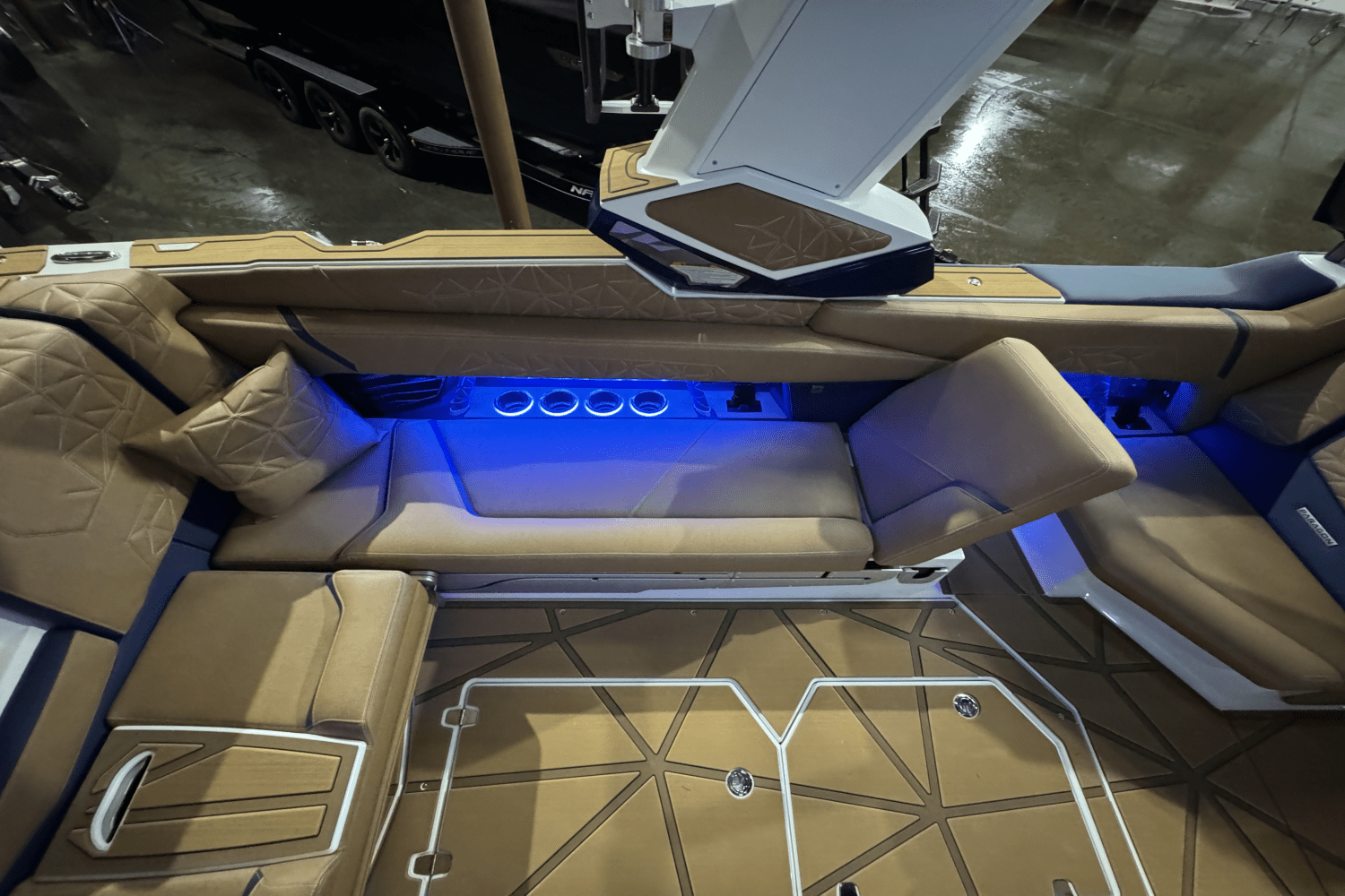 Slide: The Image of Nautique G25 Paragon 2025 - 28