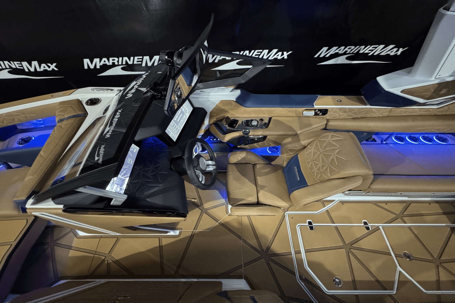 Slide: The Image of Nautique G25 Paragon 2025 - 36