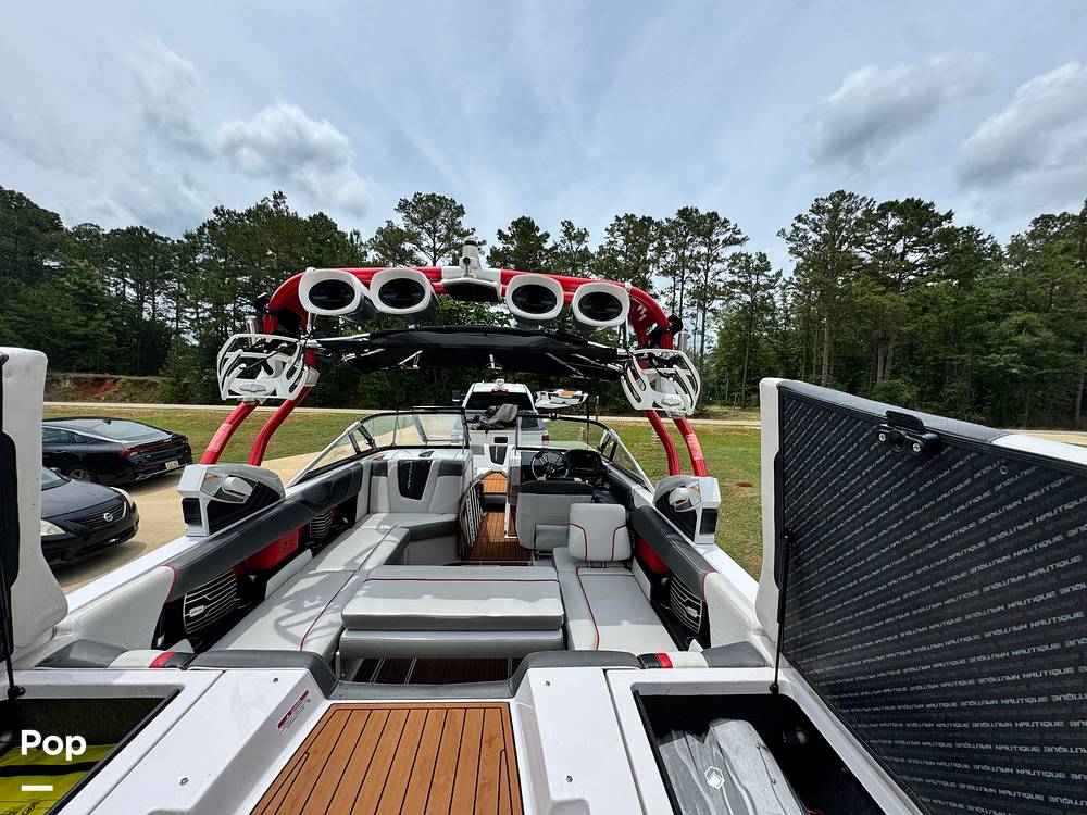 Slide: The Image of Nautique Super Air G23 2013 - 15511802