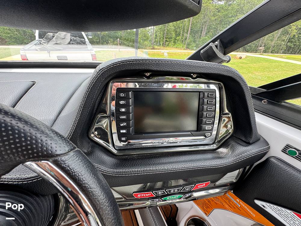 Slide: The Image of Nautique Super Air G23 2013 - 15511841