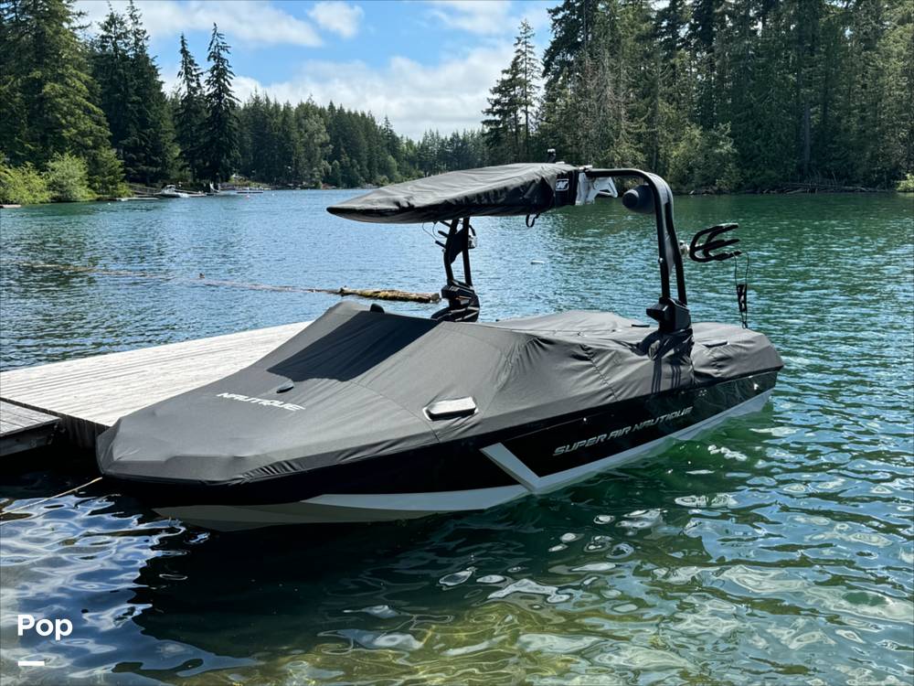 Slide: The Image of Nautique Super Air Gs20 2022 - 3