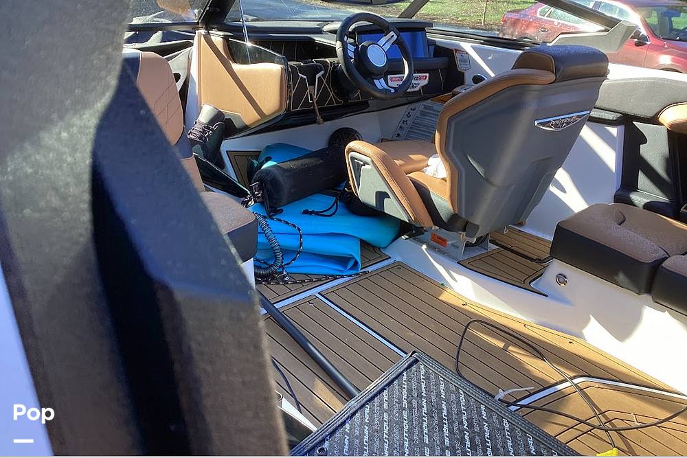 Slide: The Image of Nautique Super Air Gs20 2022 - 42