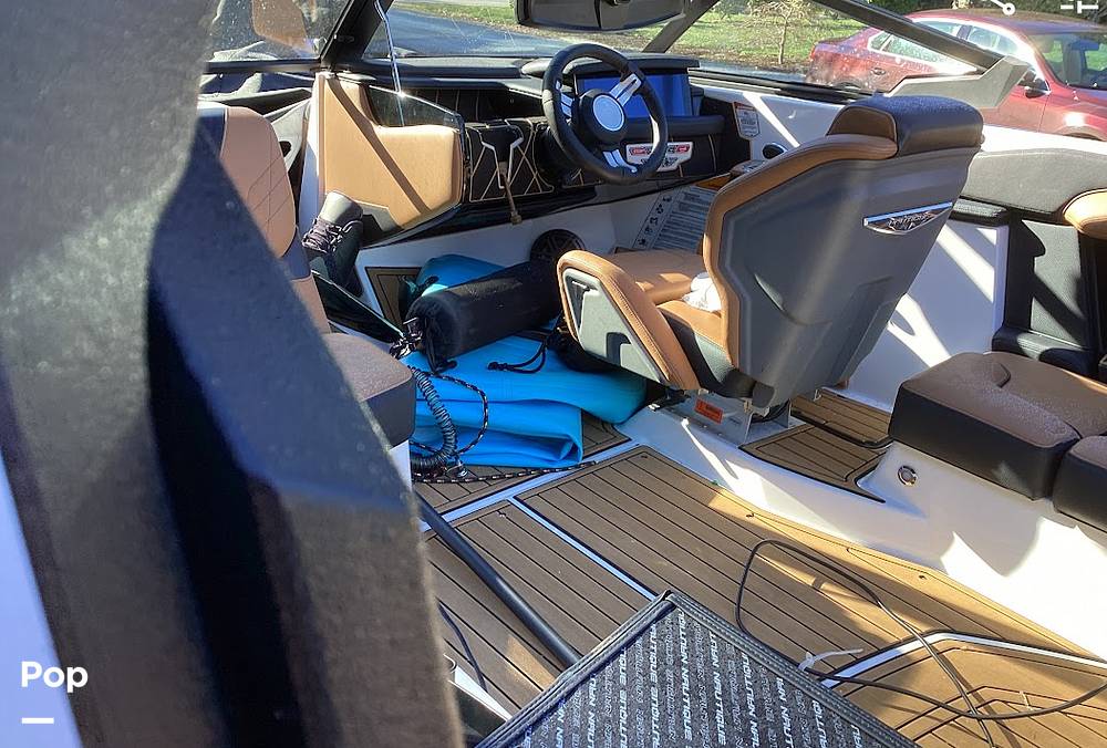 Slide: The Image of Nautique Super Air Gs20 2022 - 48