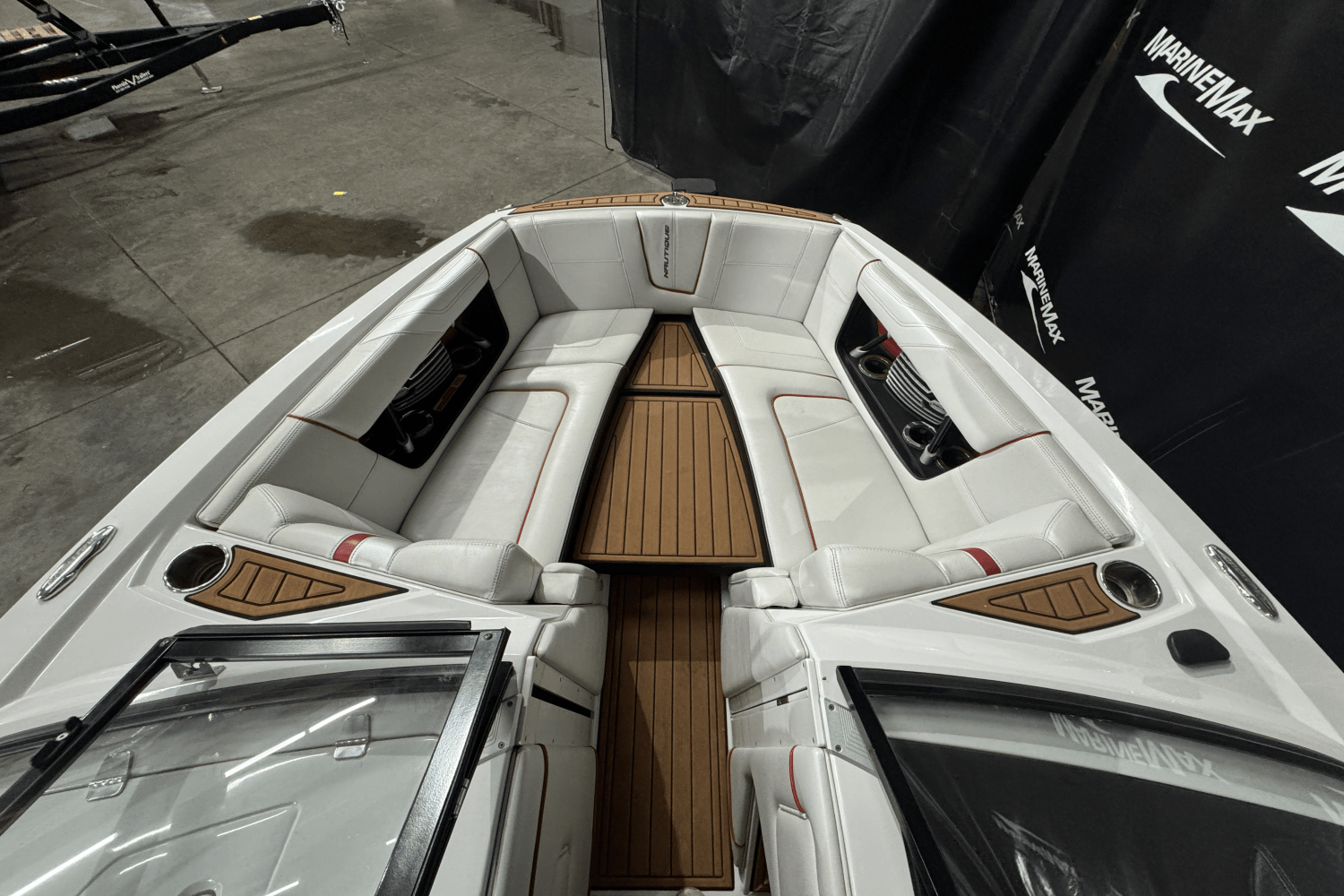 Slide: The Image of Nautique Super Air Nautique G23 2014 - 31