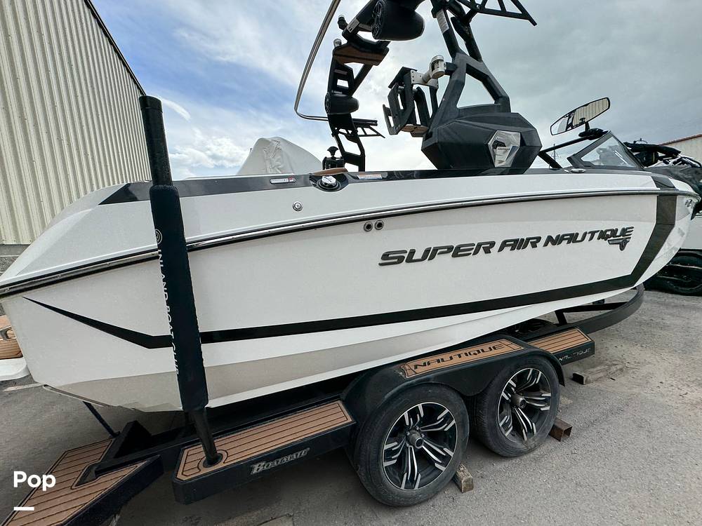 Slide: The Image of Nautique SUPER AIR NAUTIQUE G23 2019 - 13956800