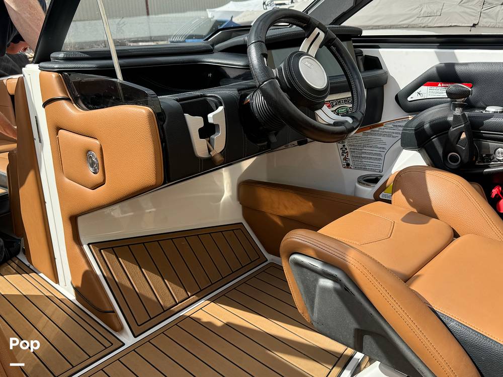 Slide: The Image of Nautique SUPER AIR NAUTIQUE G23 2019 - 13956831