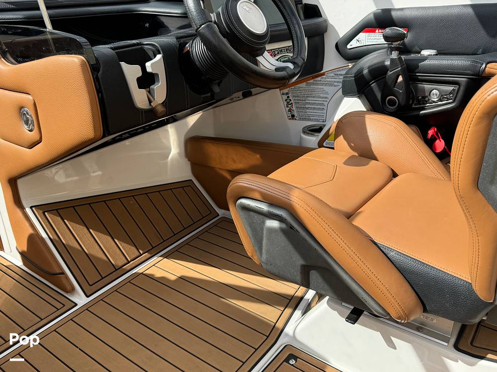 Slide: The Image of Nautique SUPER AIR NAUTIQUE G23 2019 - 13956830
