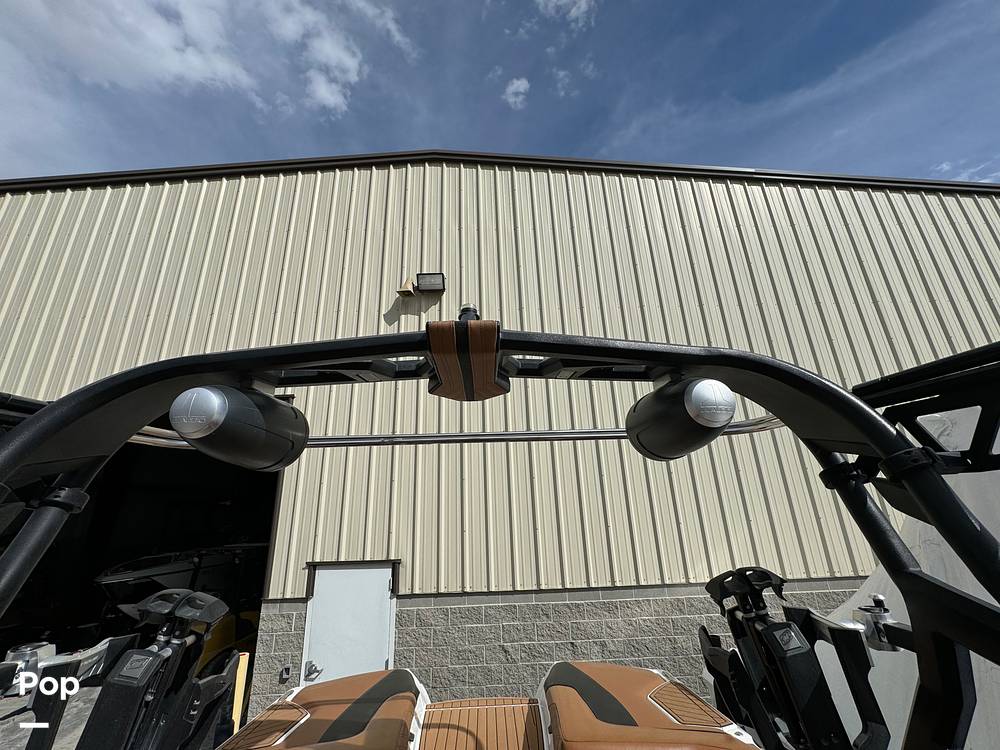 Slide: The Image of Nautique SUPER AIR NAUTIQUE G23 2019 - 13956842