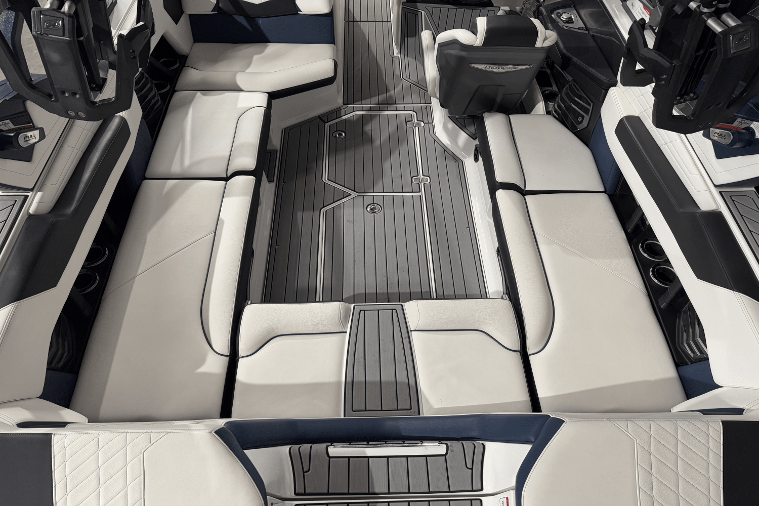 Slide: The Image of Nautique Super Air Nautique G23 2021 - 13