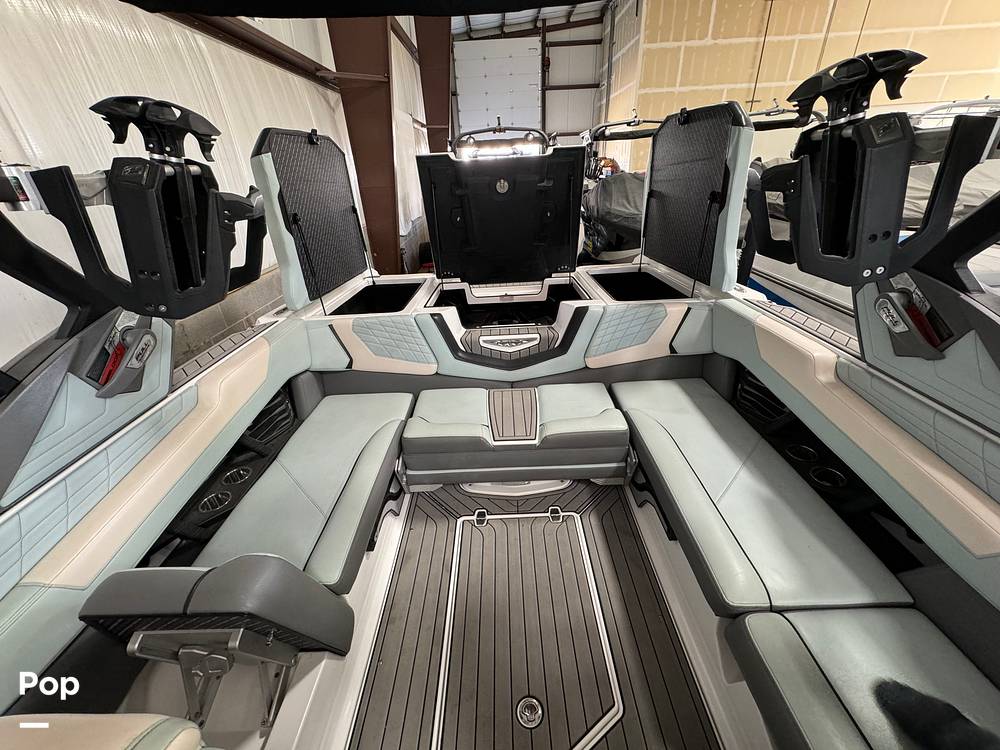 Slide: The Image of Nautique SUPER AIR NAUTIQUE G23 2021 - 14045314
