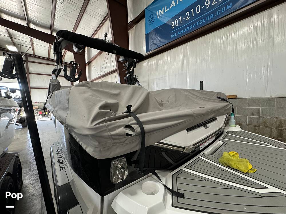 Slide: The Image of Nautique SUPER AIR NAUTIQUE G23 2021 - 14045375