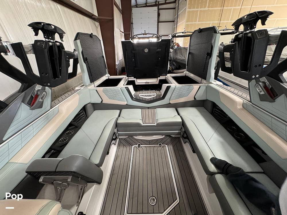 Slide: The Image of Nautique SUPER AIR NAUTIQUE G23 2021 - 14085647
