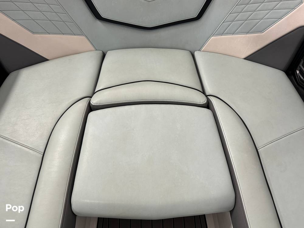 Slide: The Image of Nautique SUPER AIR NAUTIQUE G23 2021 - 14085653