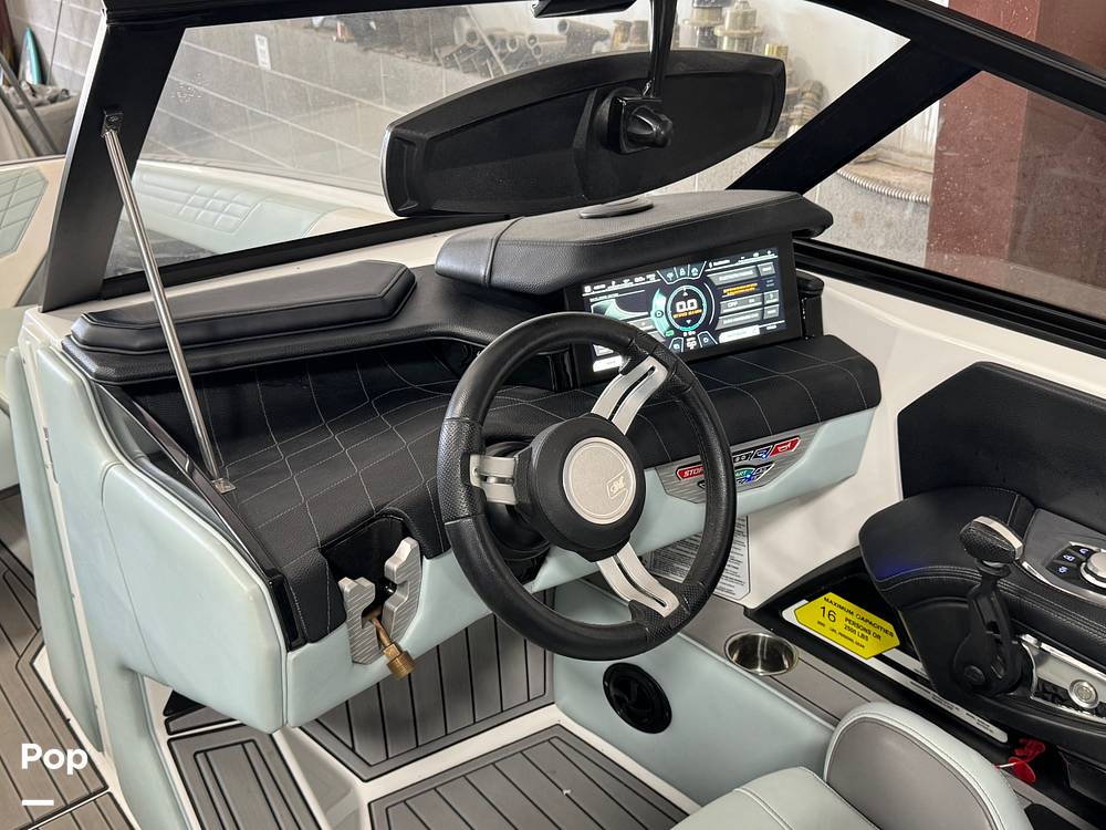 Slide: The Image of Nautique SUPER AIR NAUTIQUE G23 2021 - 14085659
