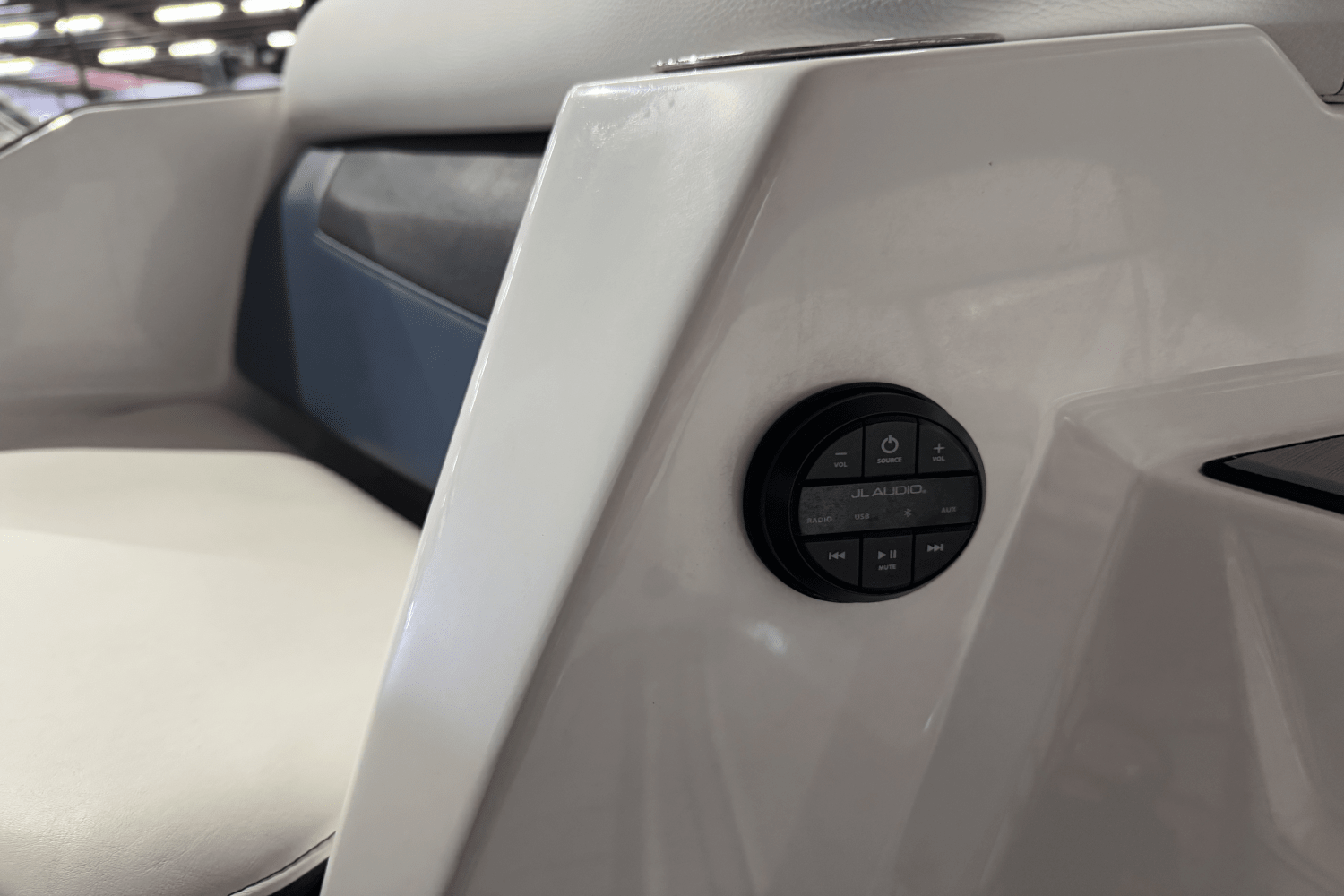 Slide: The Image of Nautique Super Air Nautique G23 2021 - 8