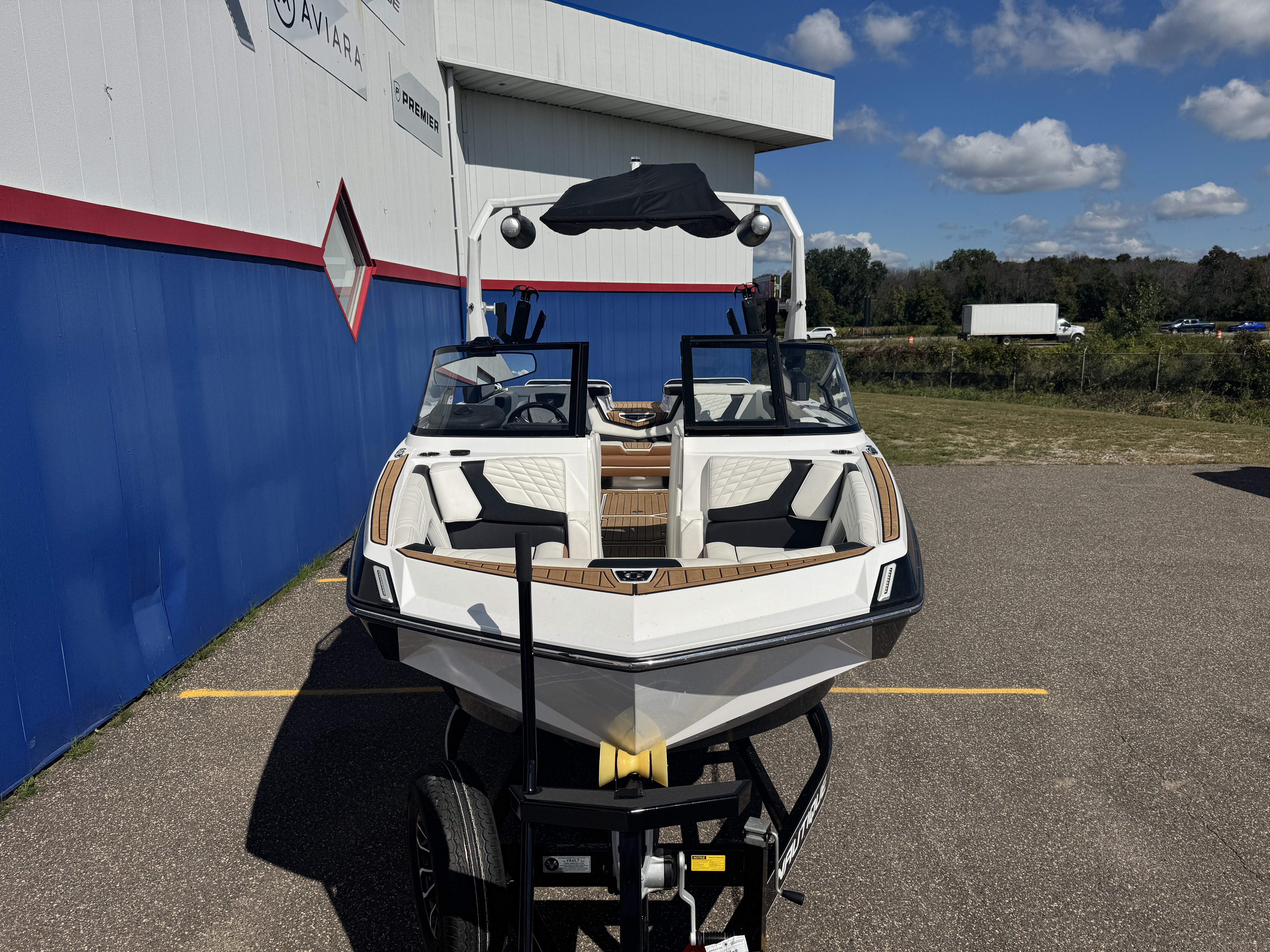 Slide: The Image of Nautique Super Air Nautique G23 2022 - 1